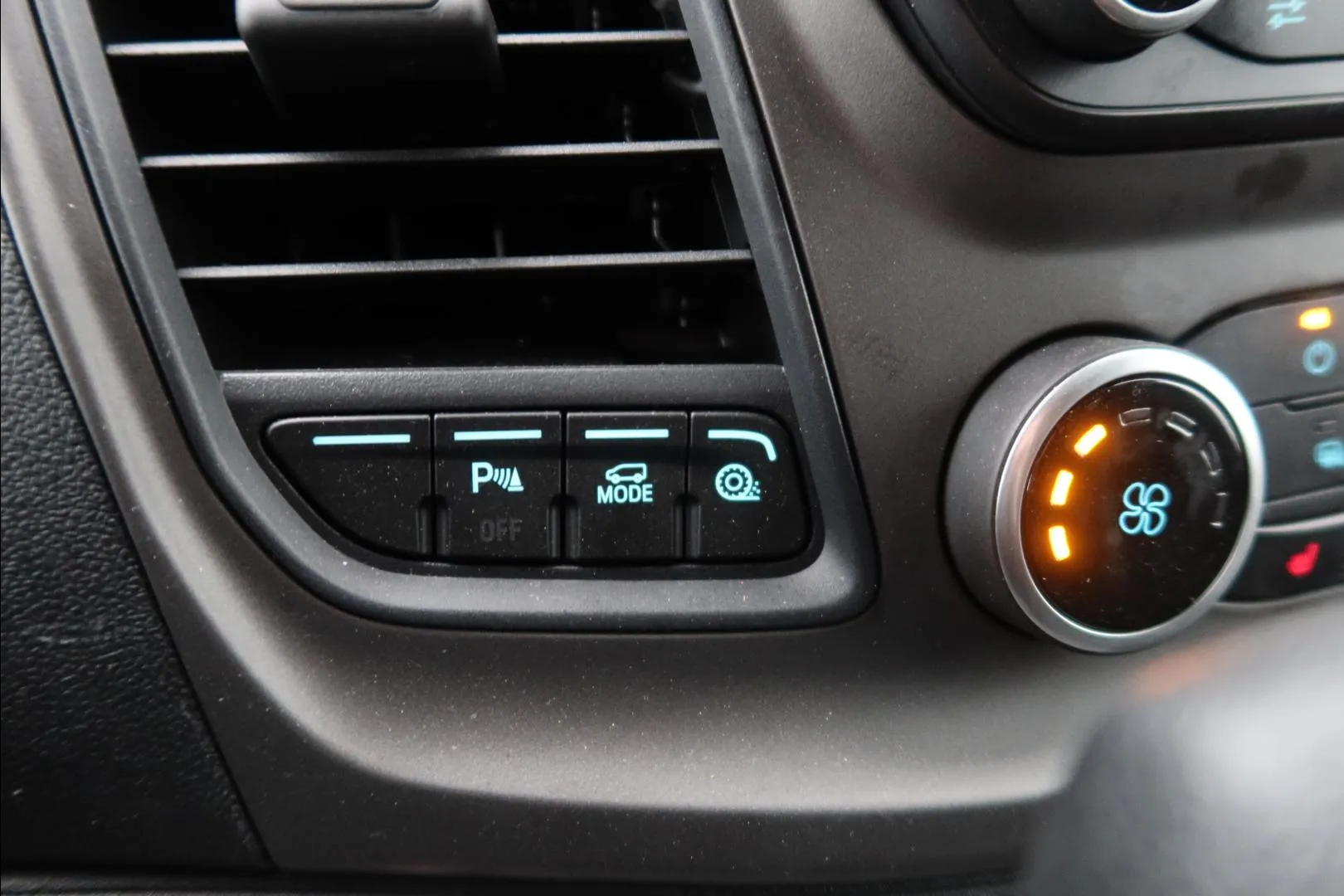 FORD Transit MRC-941 carousel image