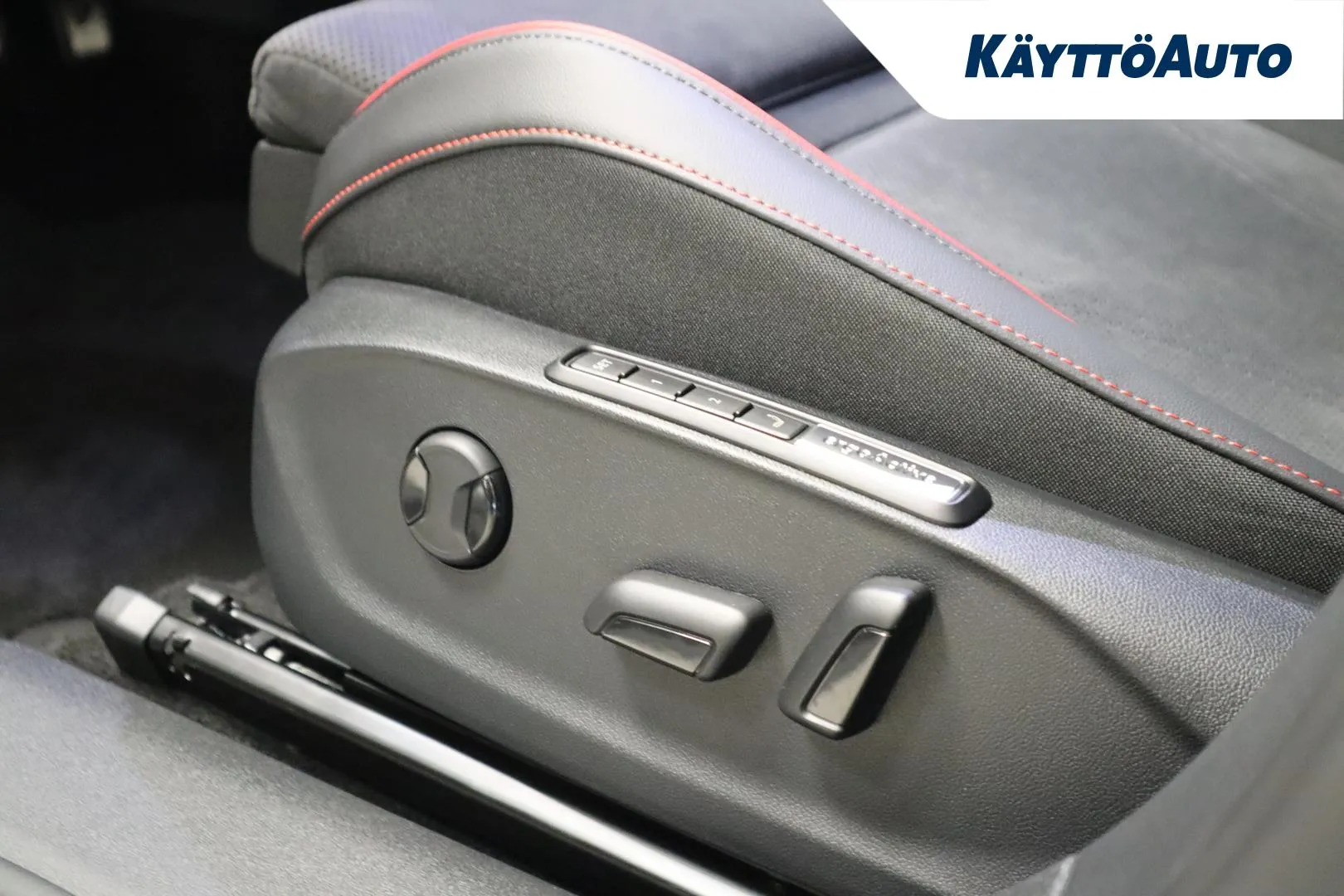 Volkswagen ID.7 EVJ-449 carousel image