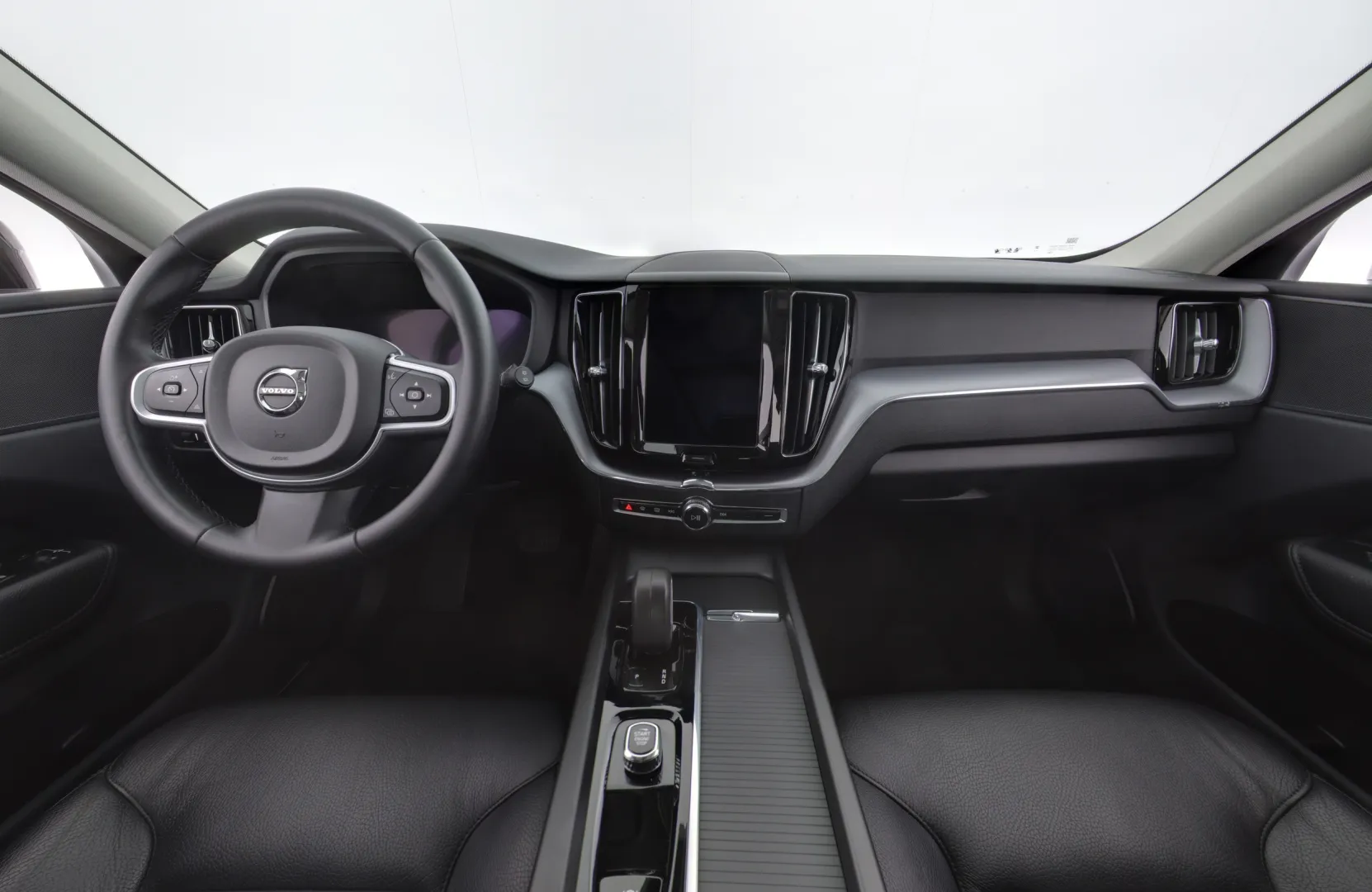 VOLVO XC60 FSH-293 carousel image