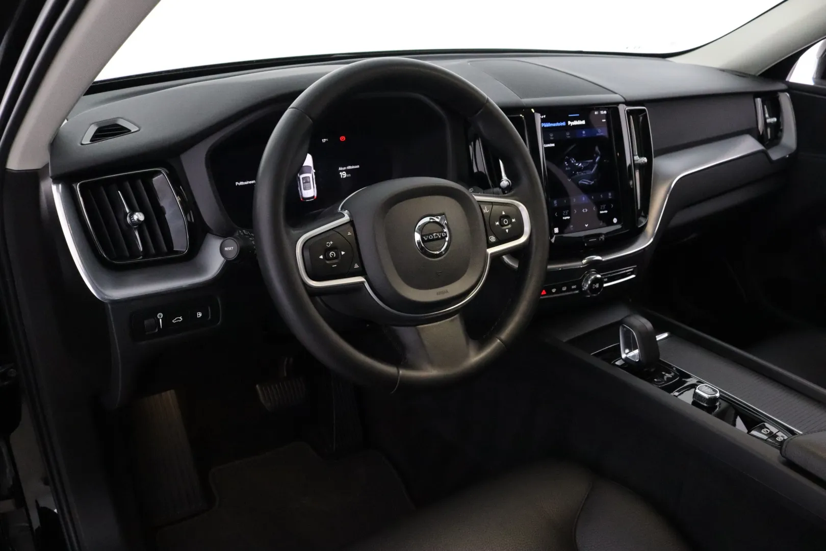 VOLVO XC60 FSH-293 carousel image