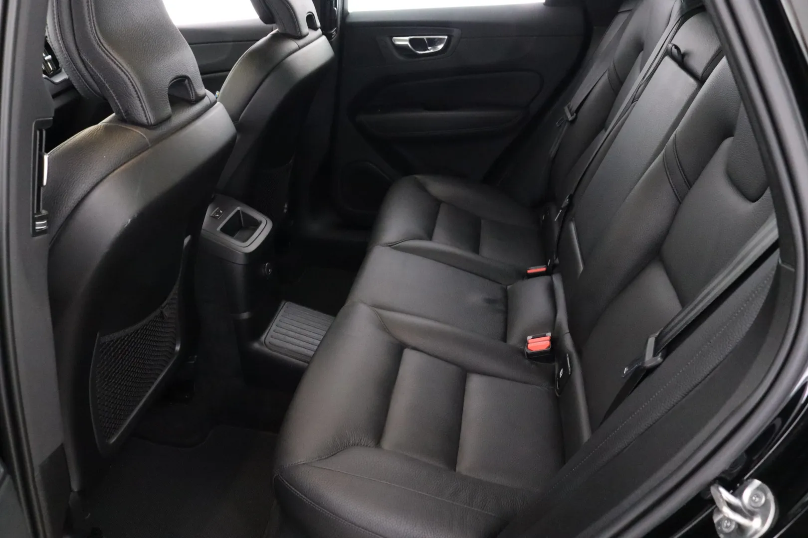 VOLVO XC60 FSH-293 carousel image