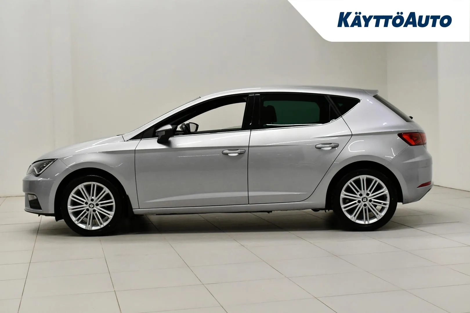 SEAT Leon ZMX-284 carousel image