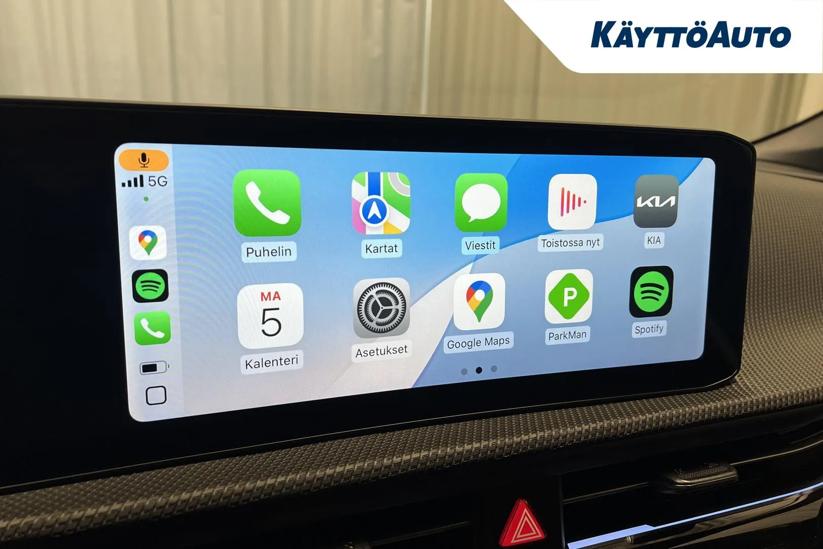 Kia EV6 FRY-692 carousel image