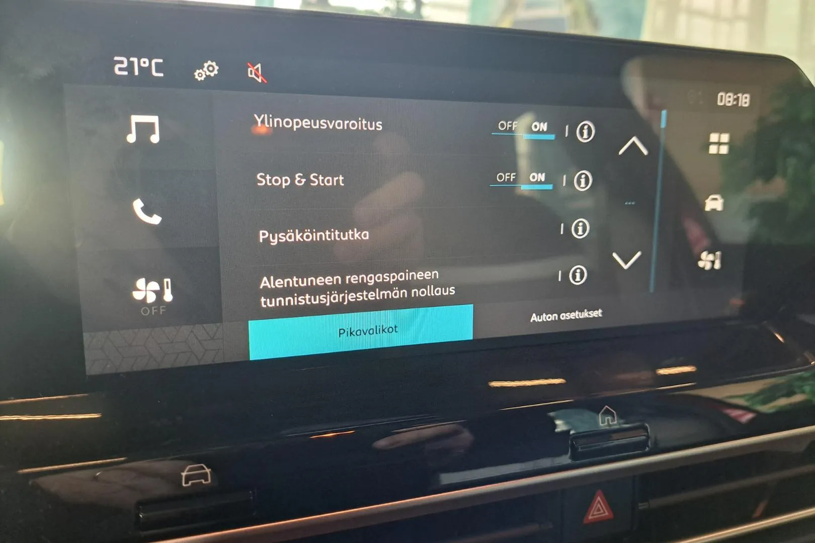 CITROEN C4 EVL-346 carousel image