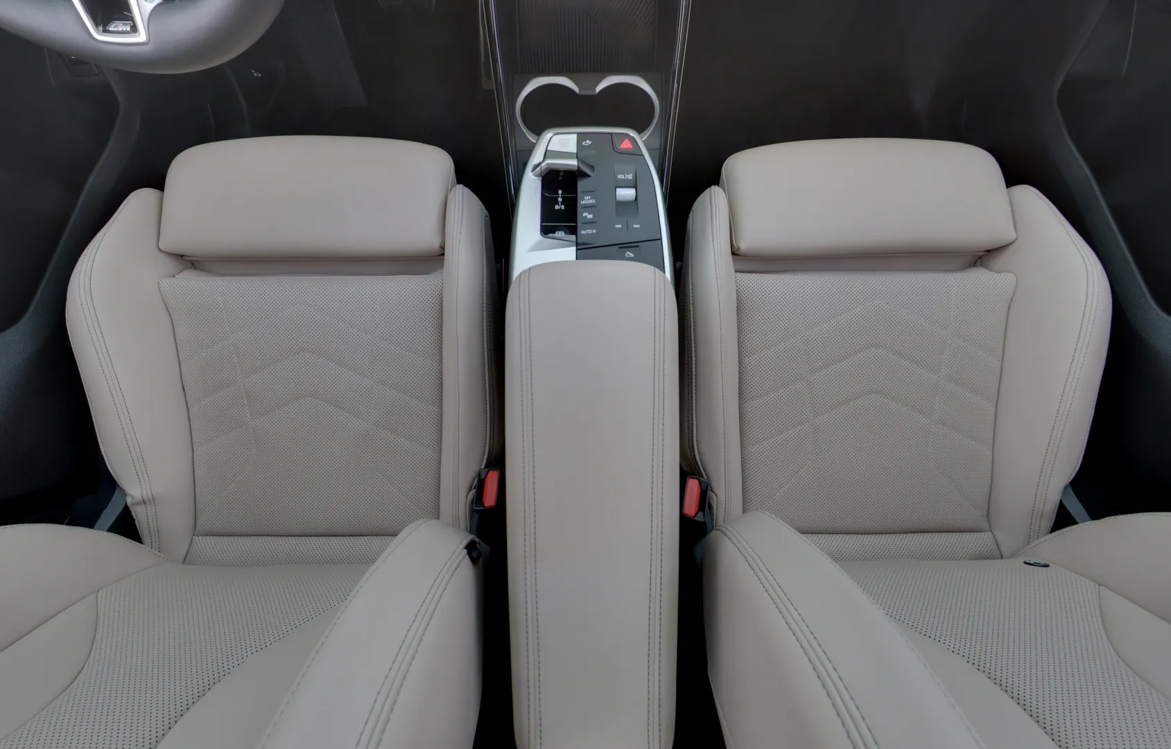 BMW X1 XSX-274 carousel image