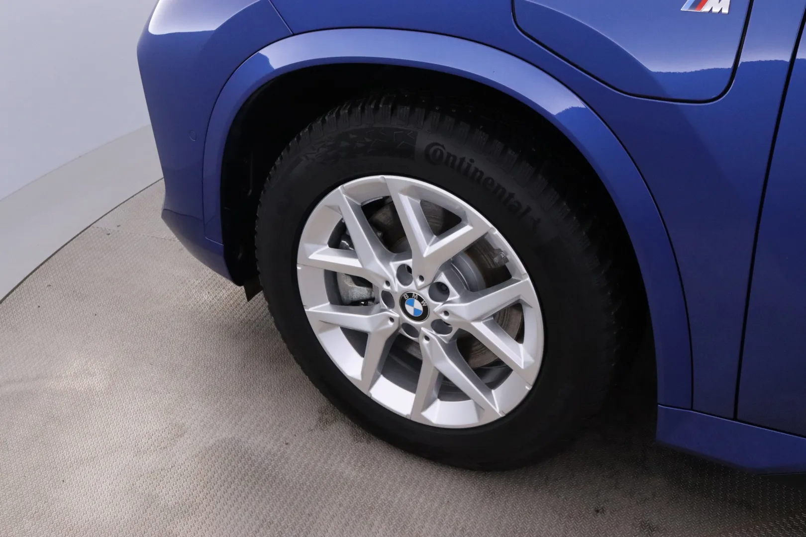 BMW X1 XSX-274 carousel image