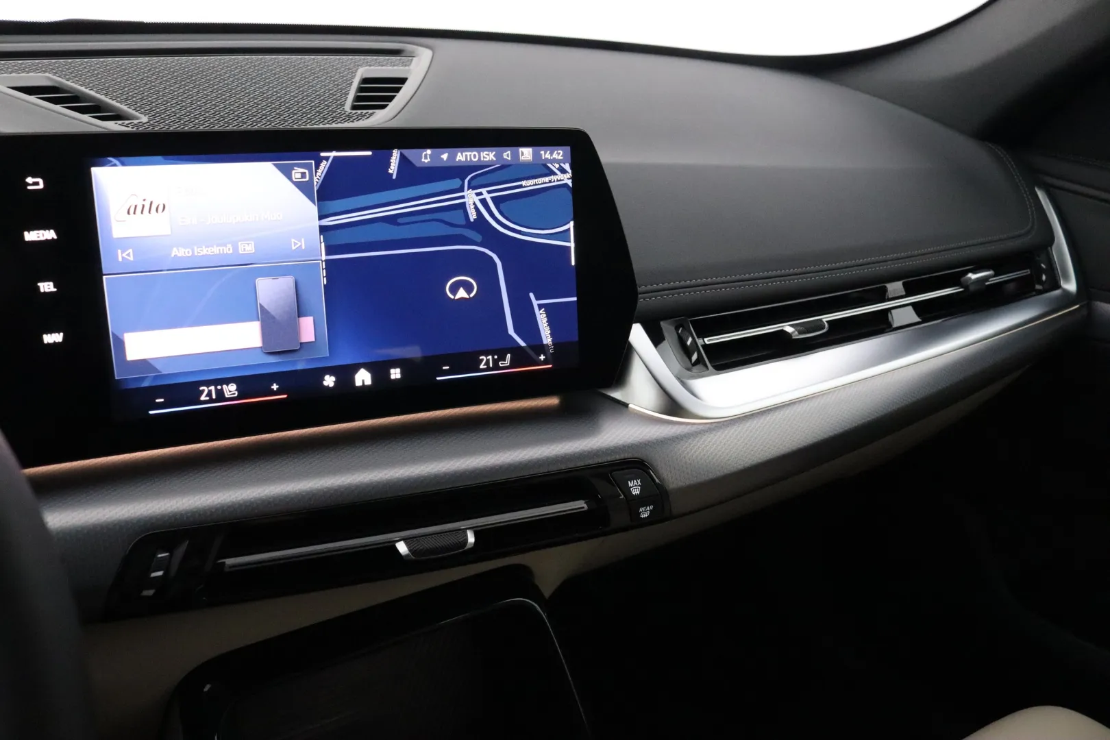 BMW X1 XSX-274 carousel image