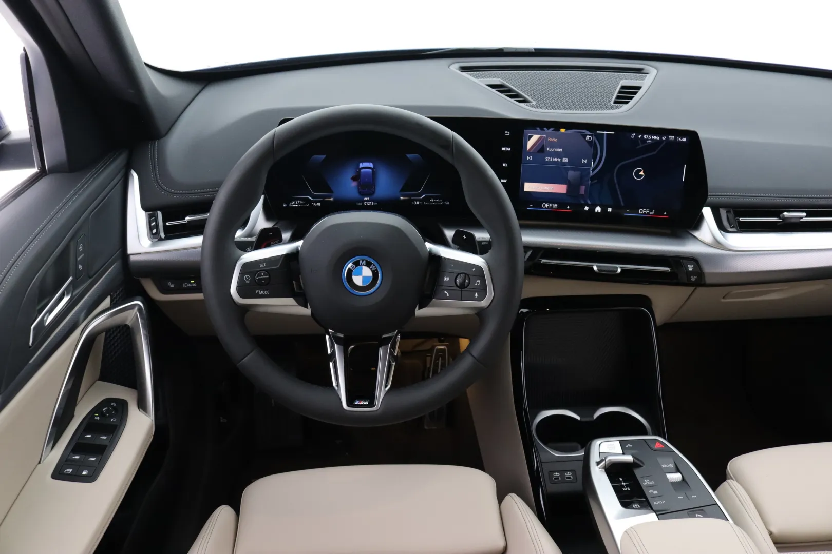BMW X1 XSX-274 carousel image