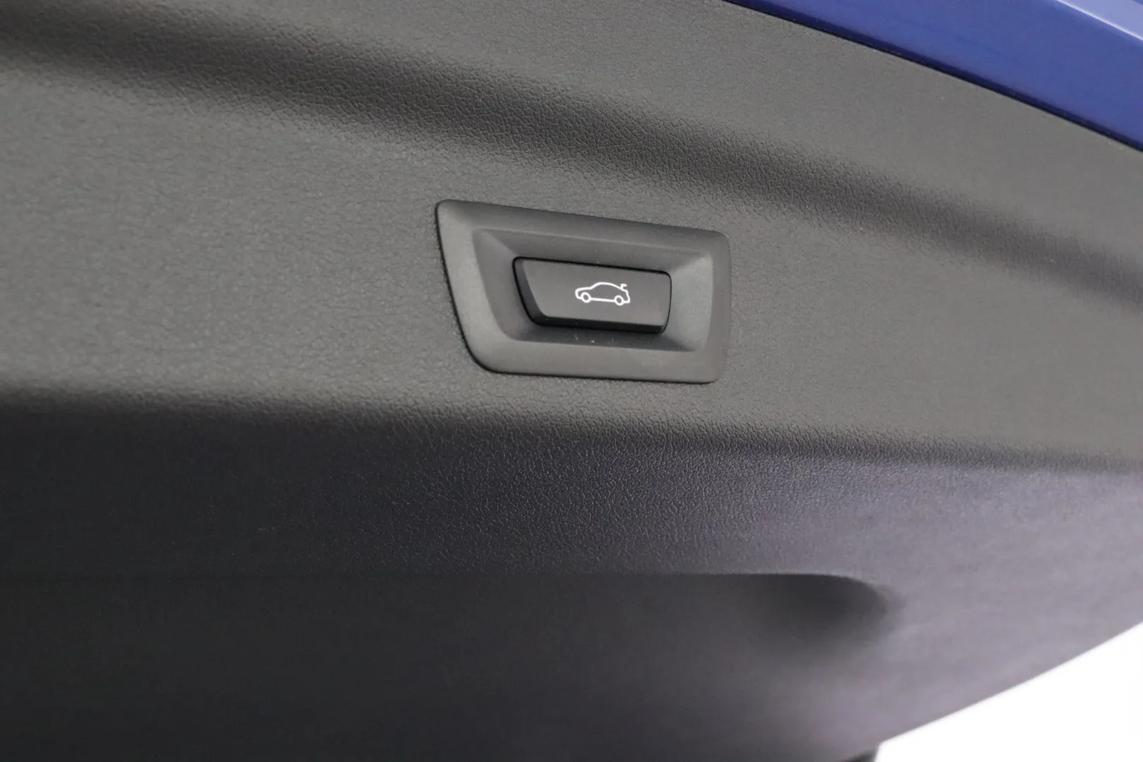 BMW X1 XSX-274 carousel image