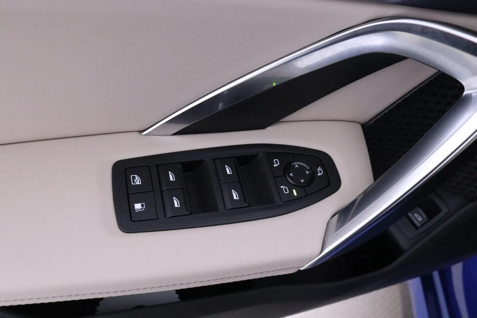 BMW X1 XSX-274 carousel image