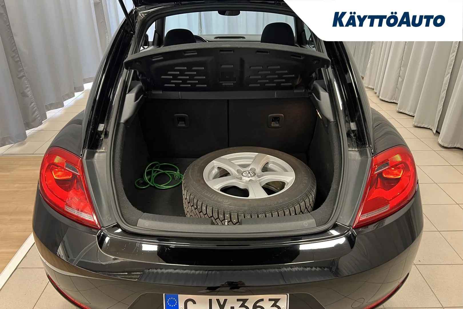 VOLKSWAGEN Beetle CJY-363 carousel image