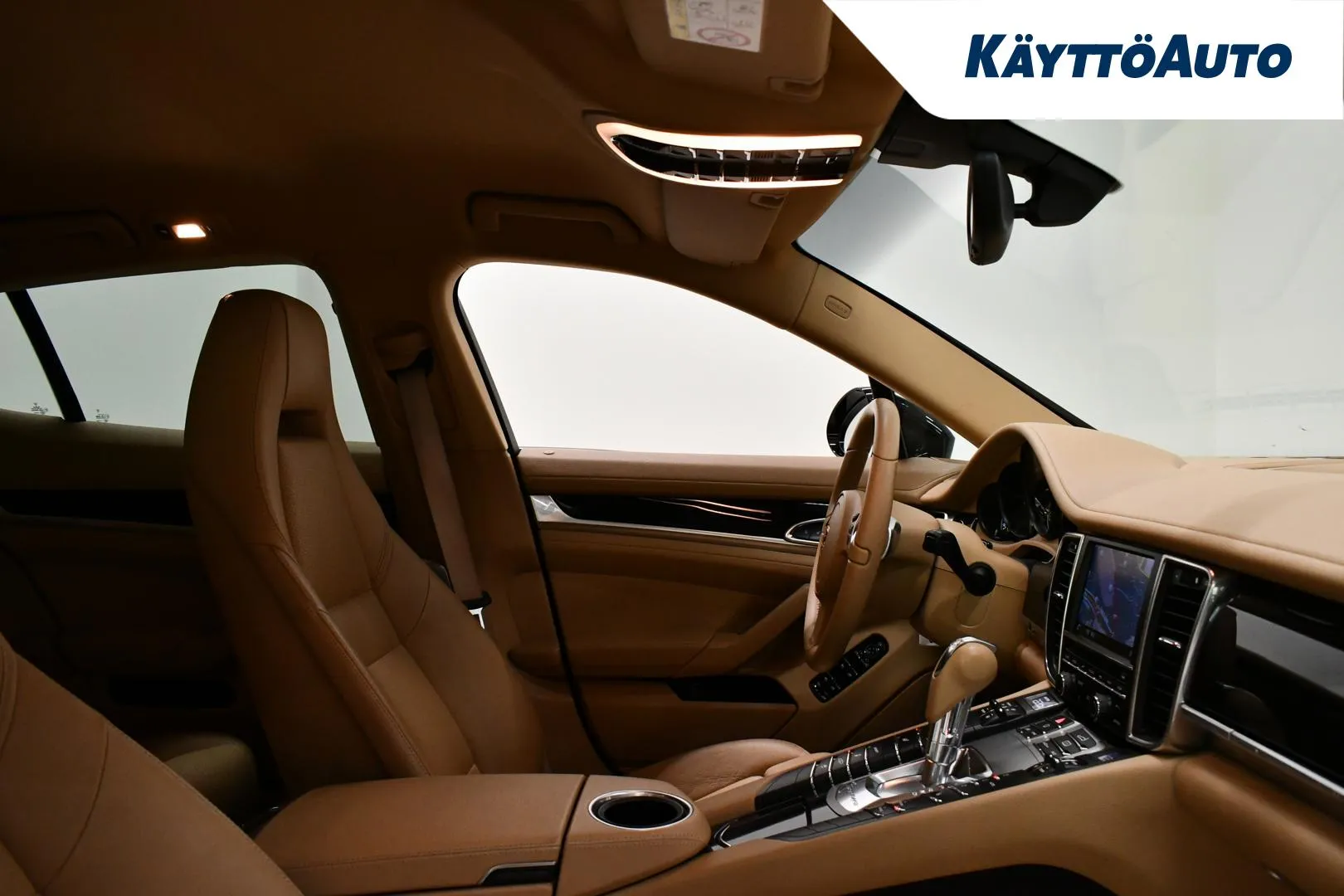 PORSCHE Panamera YIO-288 carousel image