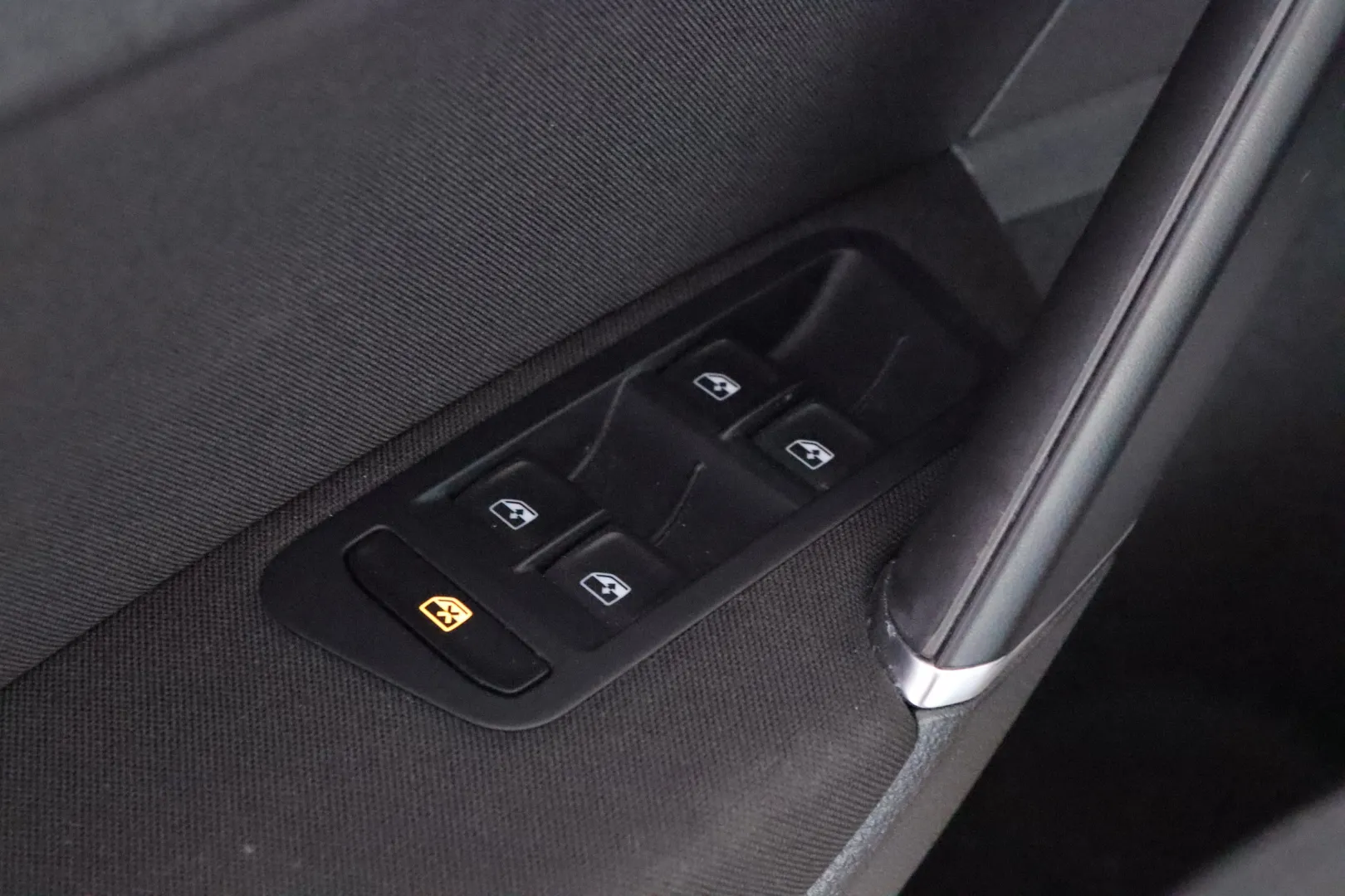 VOLKSWAGEN Golf CRC-964 carousel image