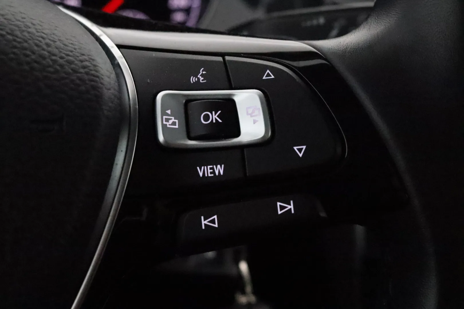 VOLKSWAGEN Golf CRC-964 carousel image