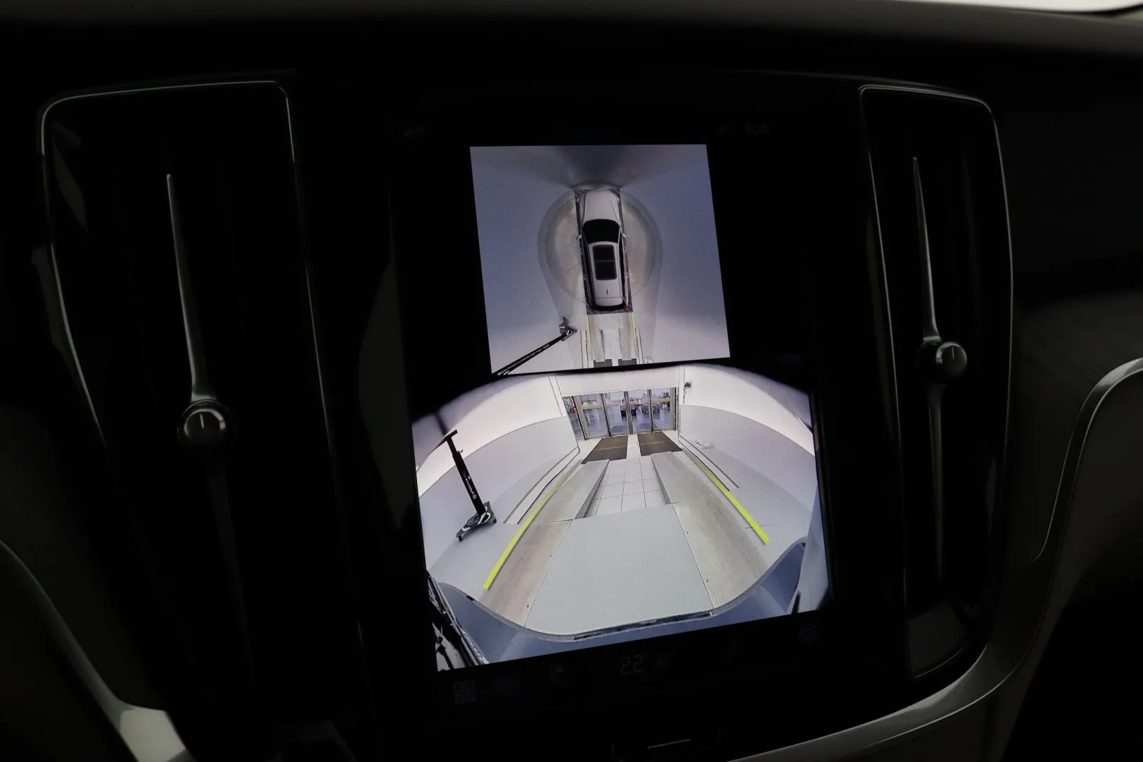 VOLVO V60 GRF-960 carousel image