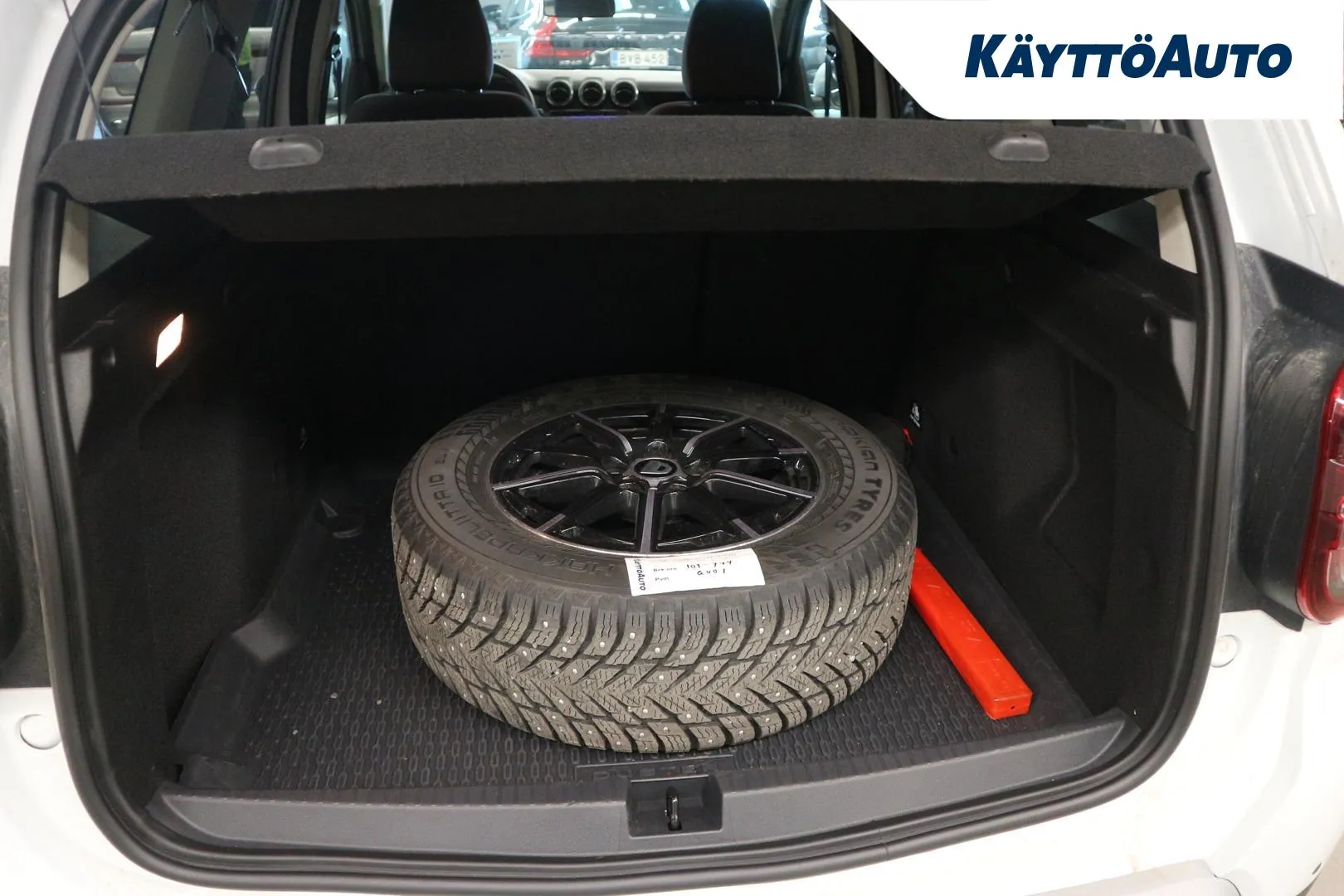 DACIA Duster IOT-774 carousel image