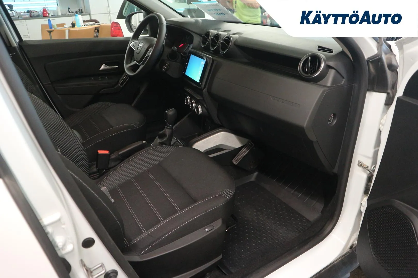 DACIA Duster IOT-774 carousel image
