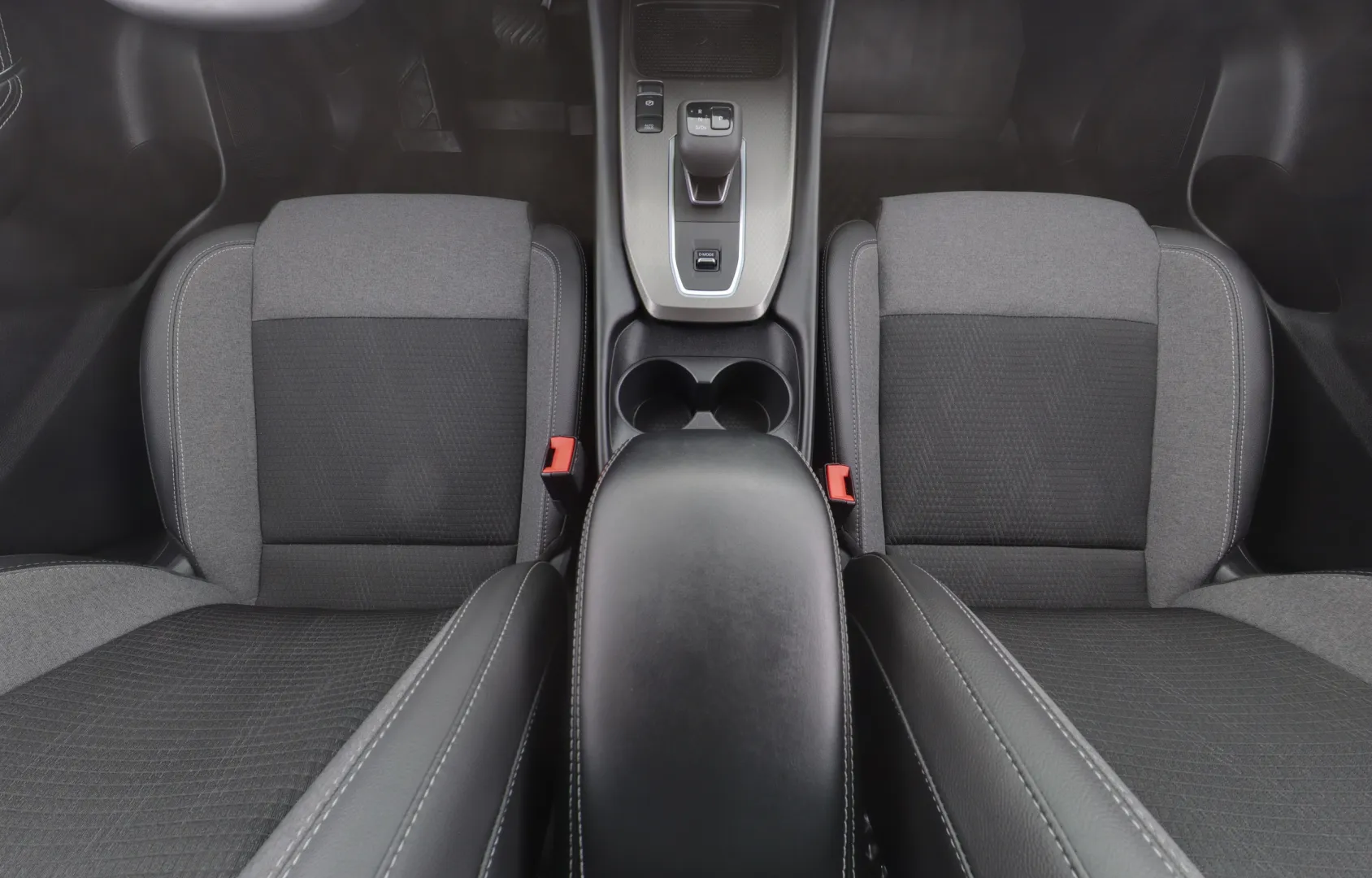 Nissan Qashqai RXE-849 carousel image