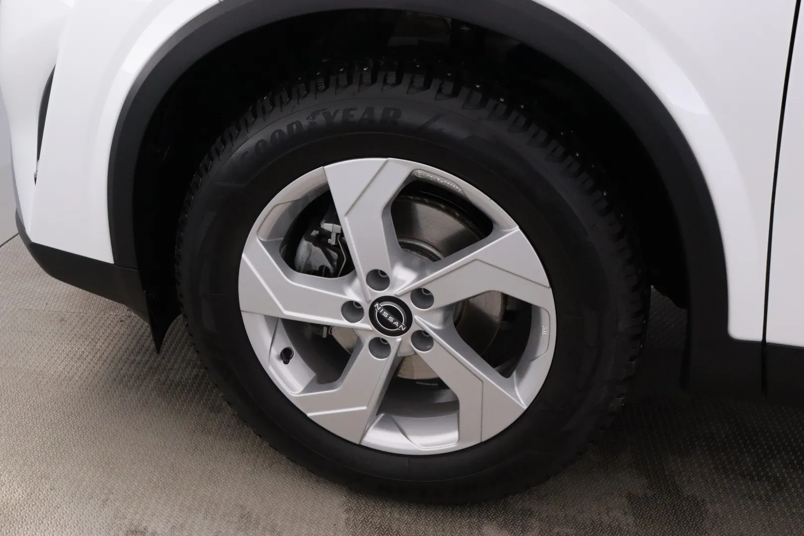 Nissan Qashqai RXE-849 carousel image