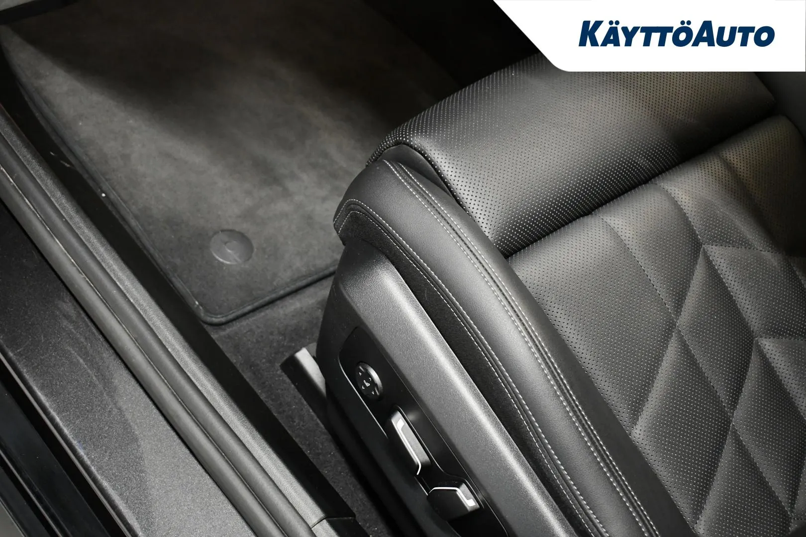 BMW i5 GRE-920 carousel image