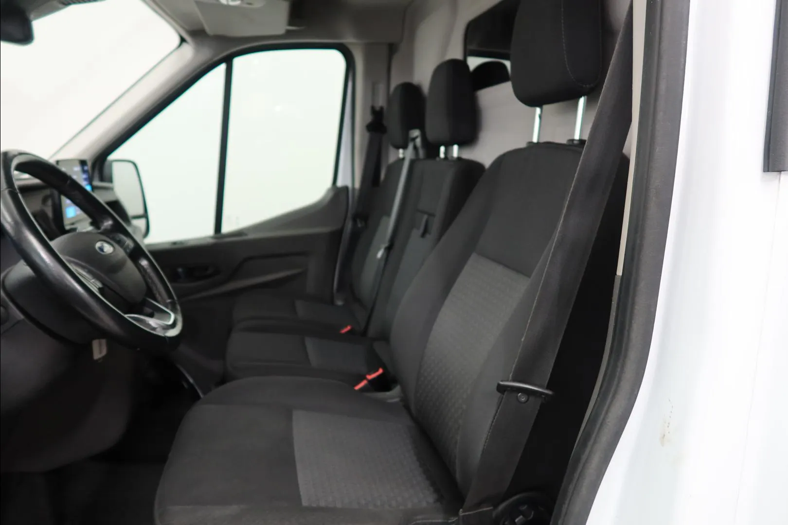 FORD Transit YKO-291 carousel image