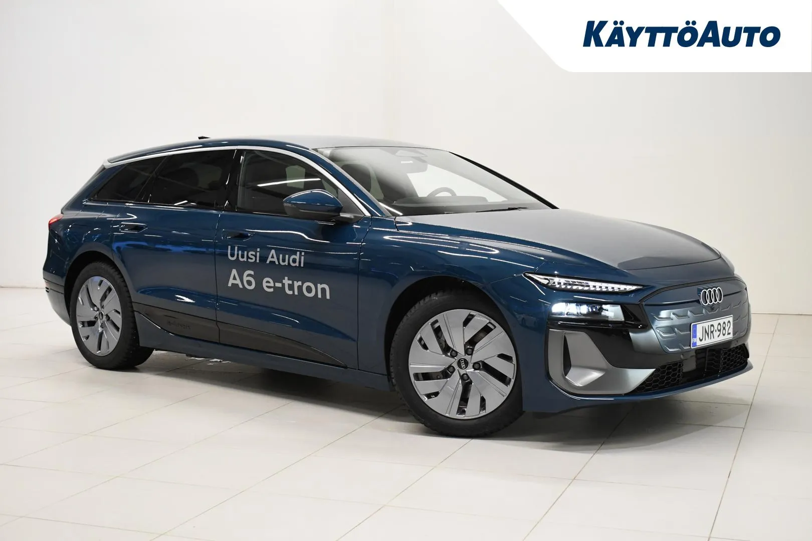 Audi e-tron JNR-982 carousel image