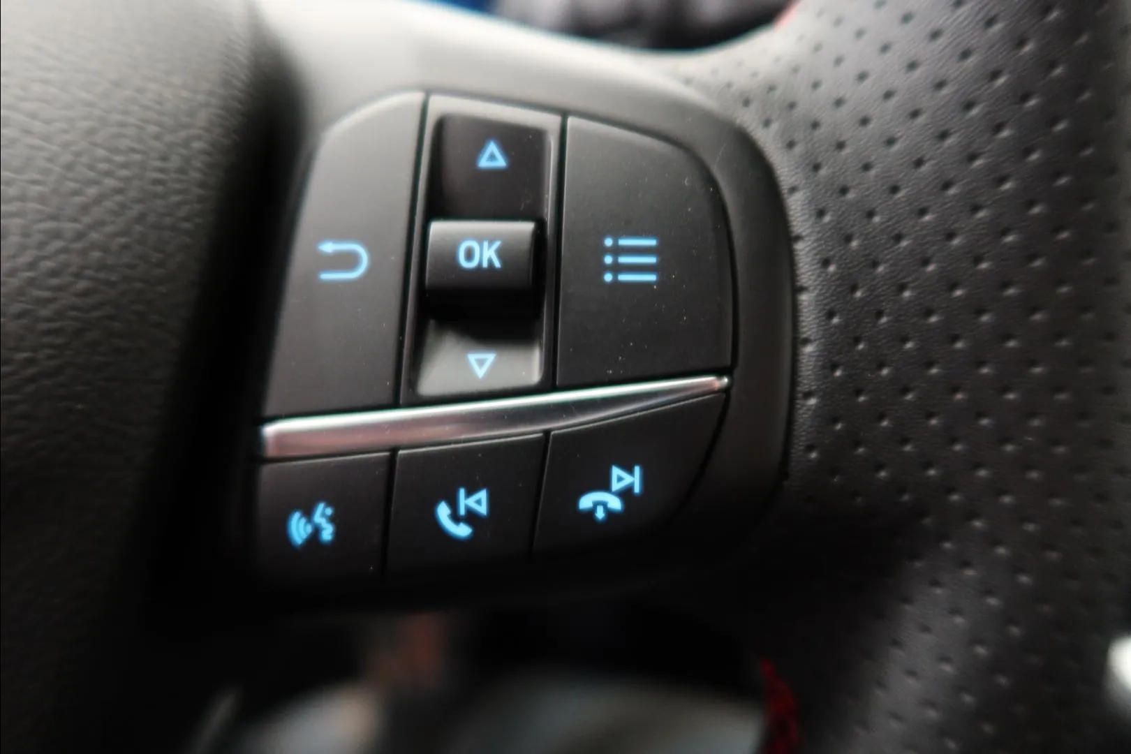 Ford Focus FSG-783 carousel image
