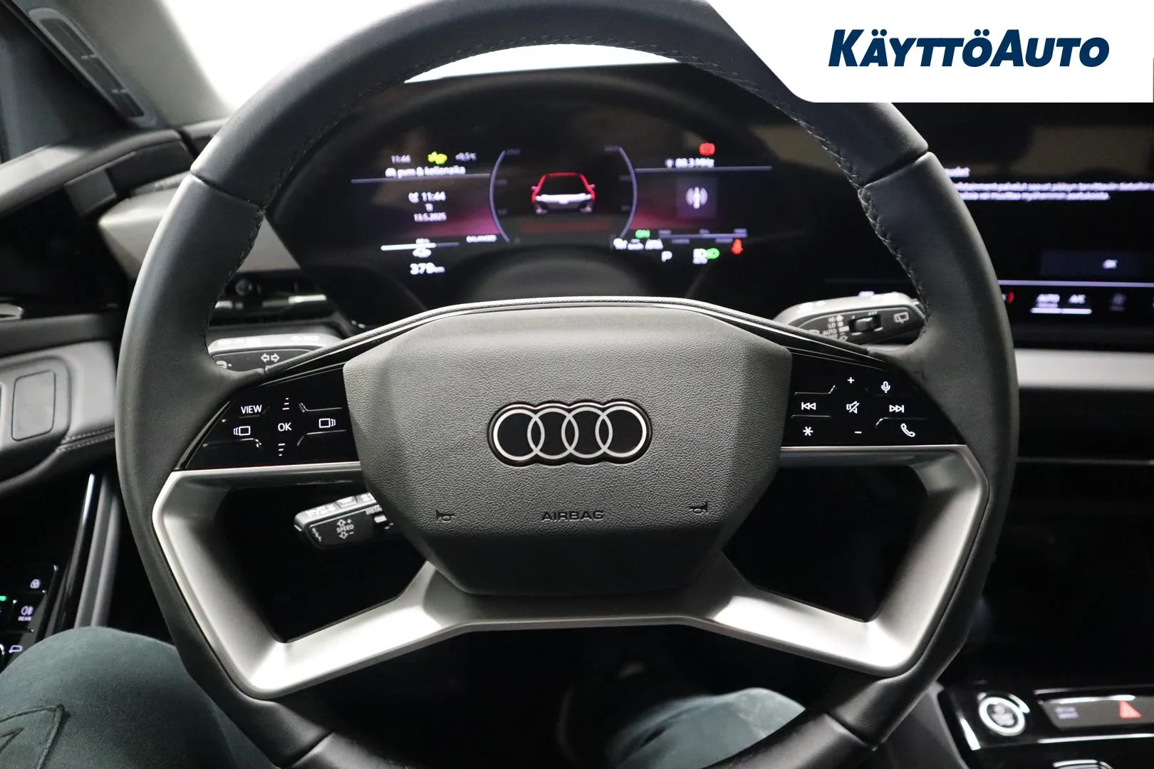 Audi A6 e-tron GRE-772 carousel image