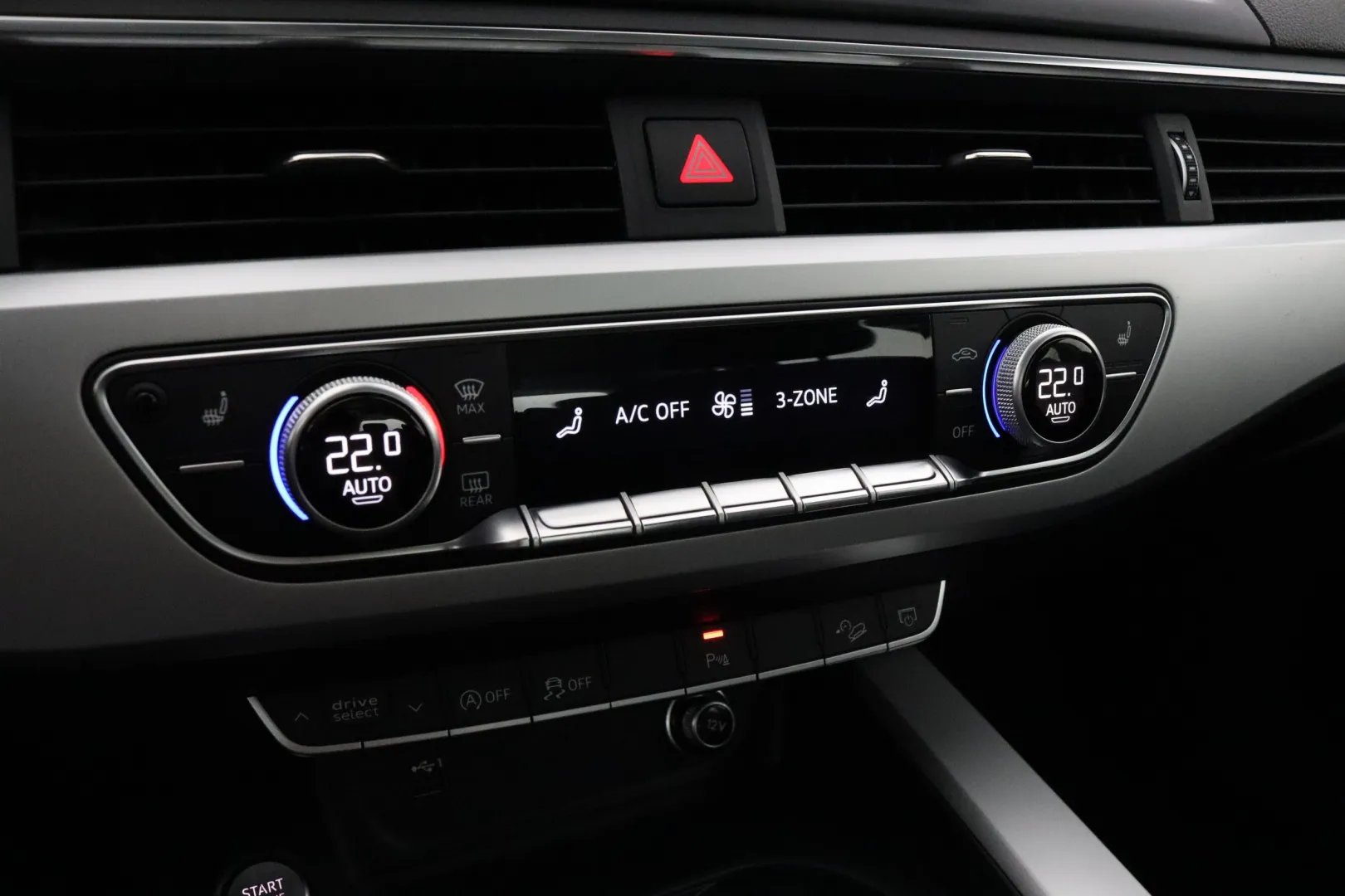 AUDI A4 allroad quattro MNP-939 carousel image