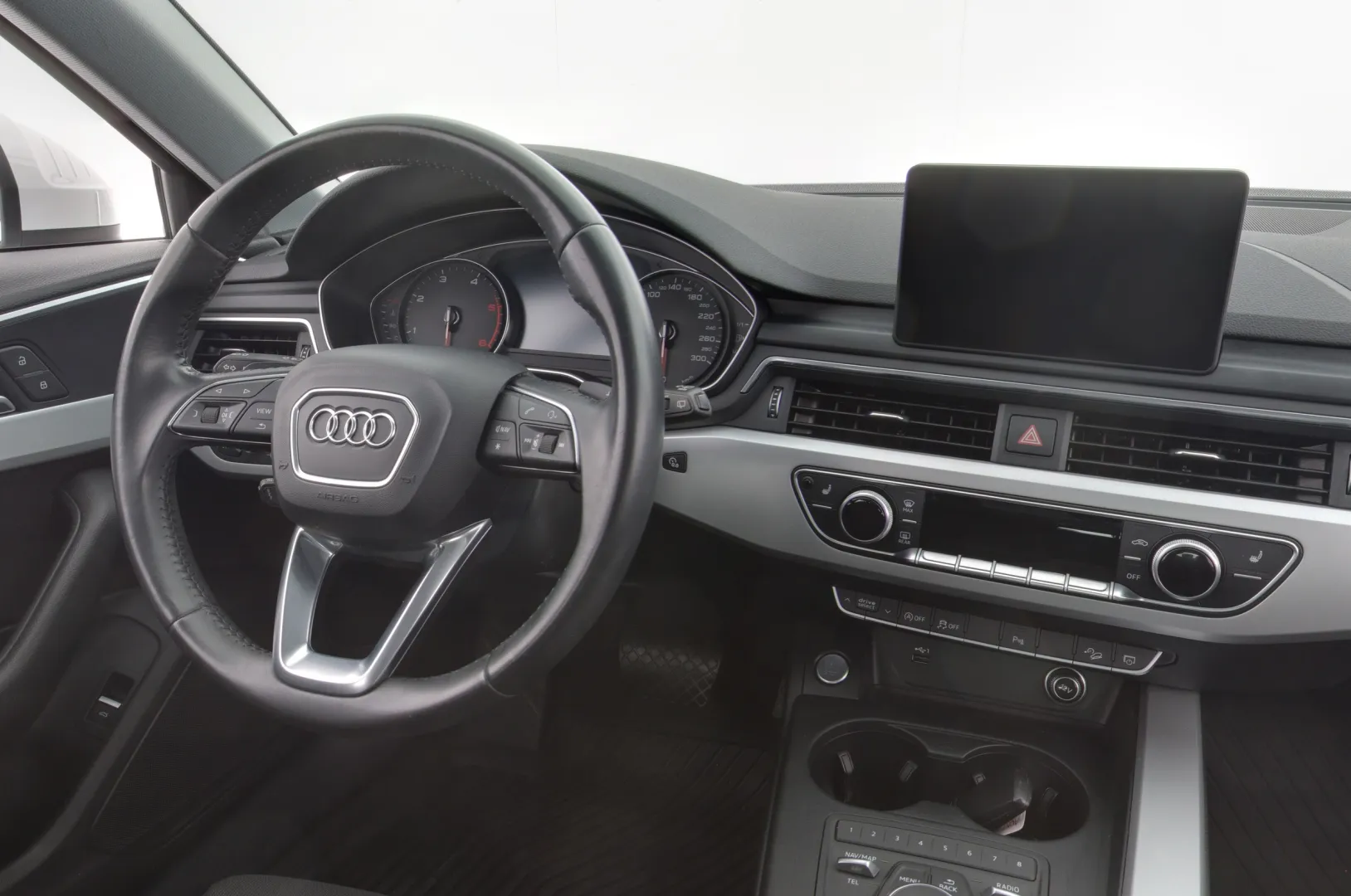 AUDI A4 allroad quattro MNP-939 carousel image