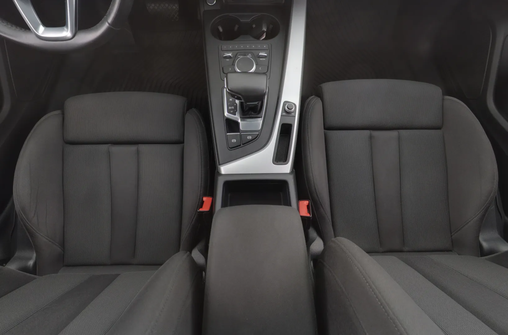 AUDI A4 allroad quattro MNP-939 carousel image