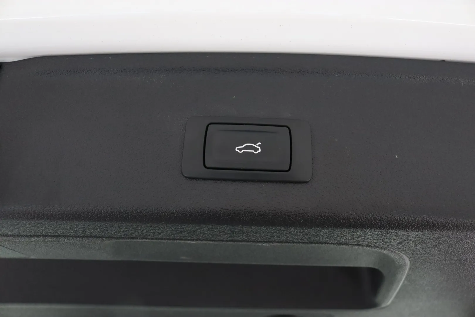 AUDI A4 allroad quattro MNP-939 carousel image