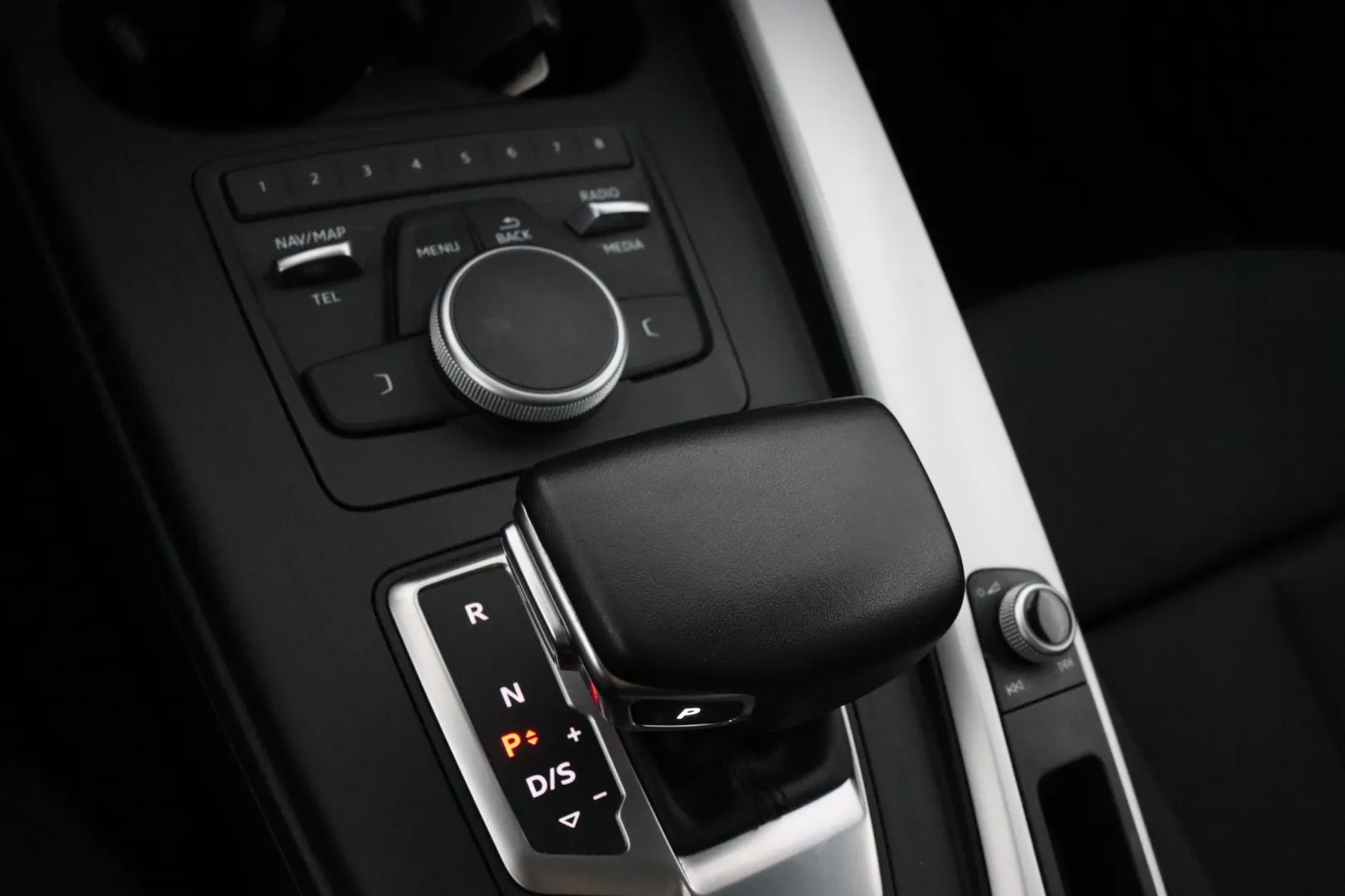 AUDI A4 allroad quattro MNP-939 carousel image