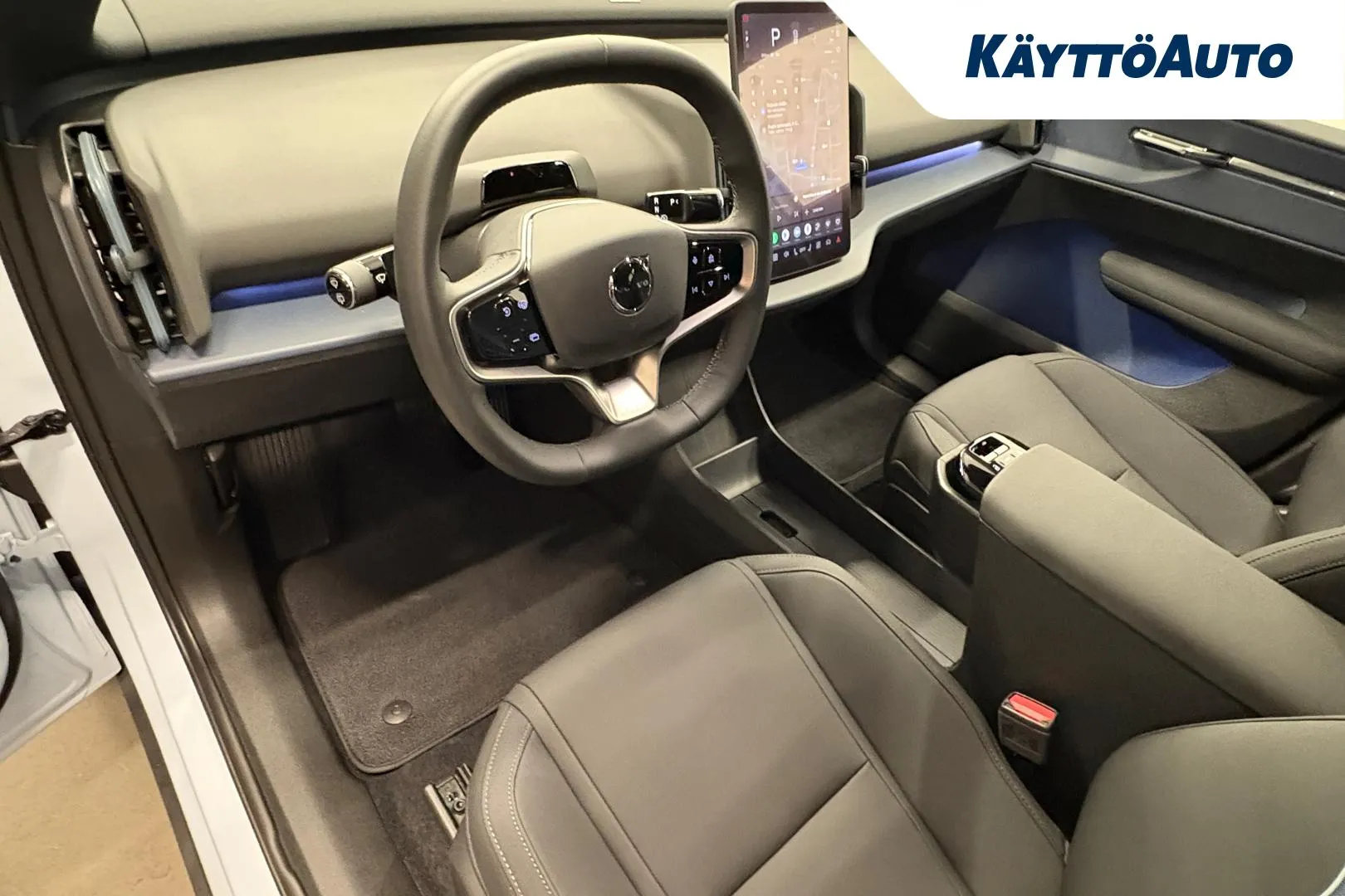 Volvo EX30 RXA-924 carousel image