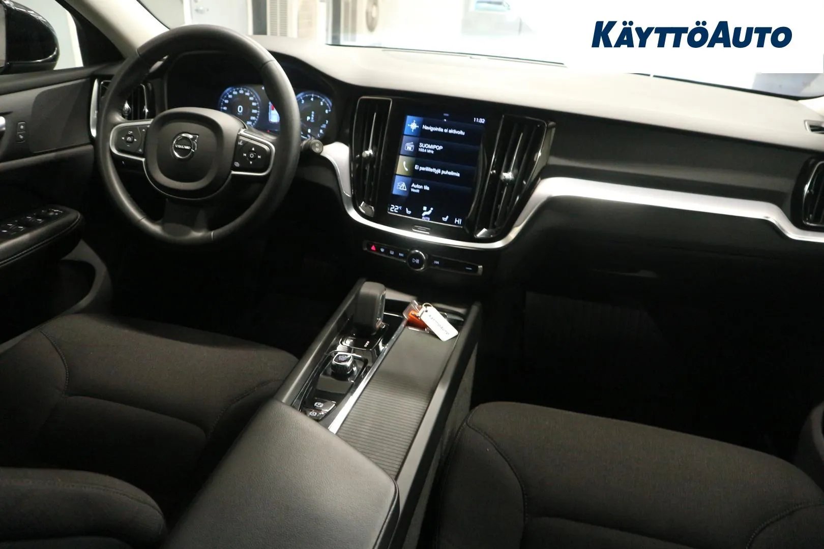 VOLVO V60 OZJ-797 carousel image