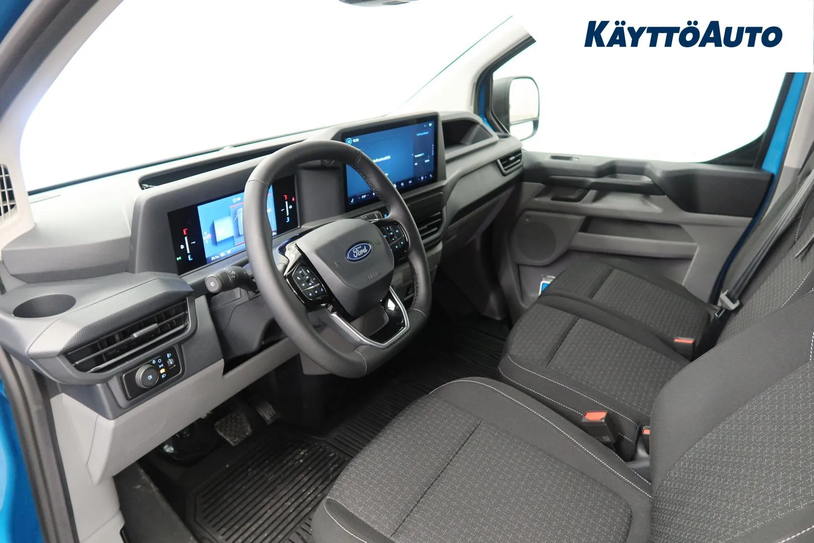 Ford Transit Custom ZPE-762 carousel image