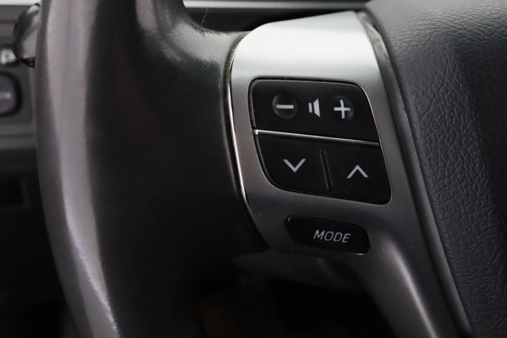 TOYOTA Verso ZKP-933 carousel image