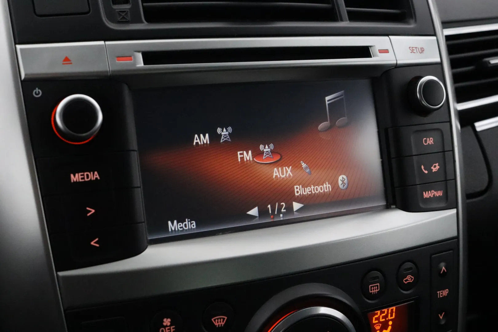 TOYOTA Verso ZKP-933 carousel image