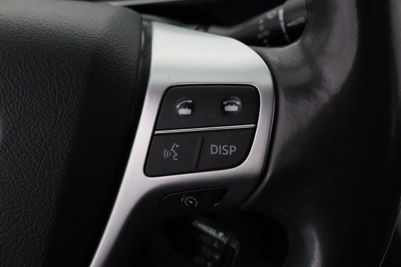 TOYOTA Verso ZKP-933 carousel image