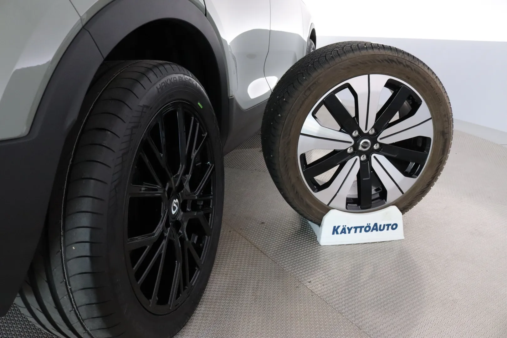 VOLVO C40 LSO-507 carousel image