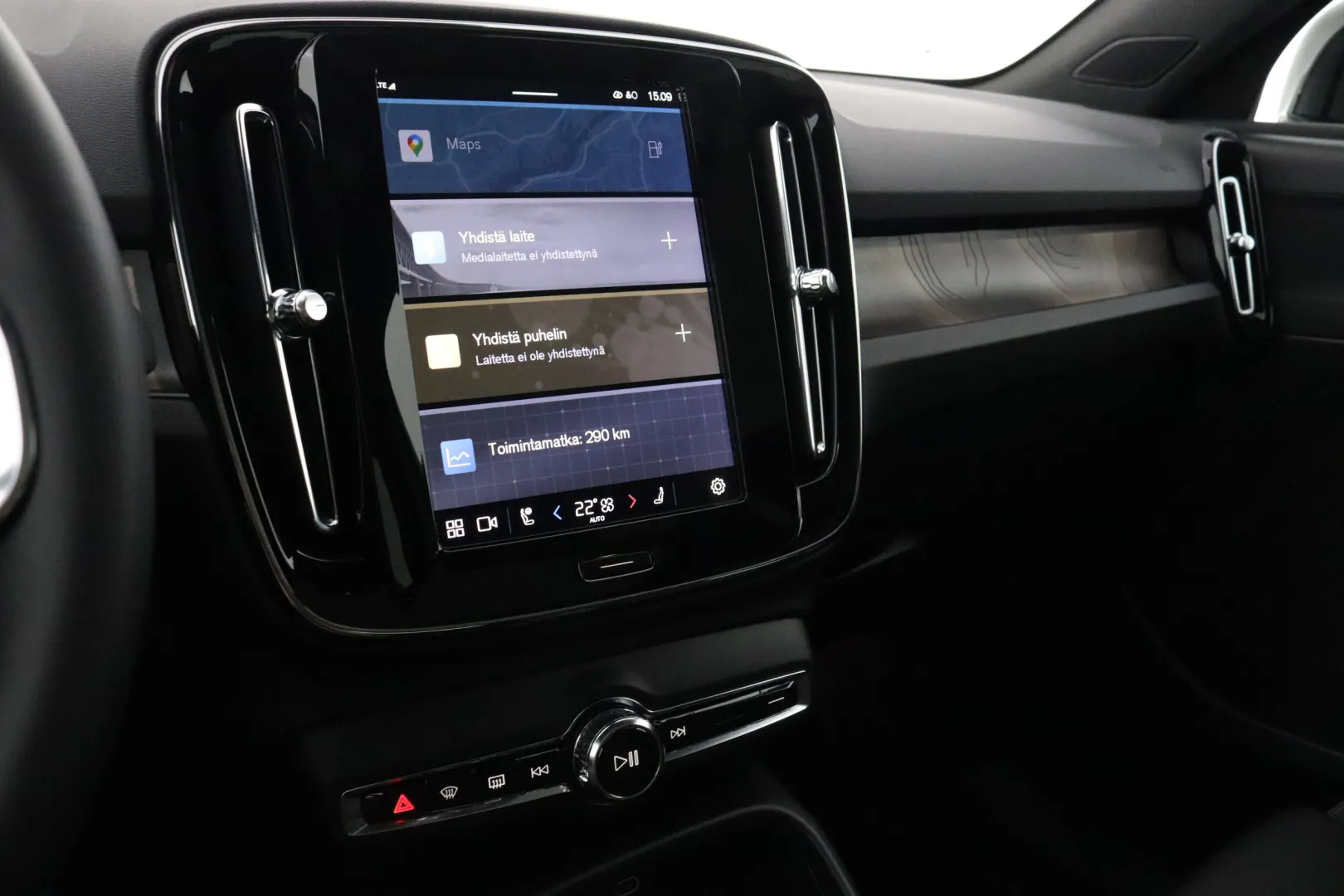 VOLVO C40 LSO-507 carousel image