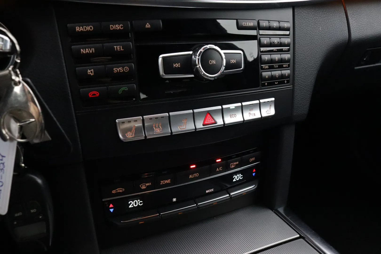 MERCEDES-BENZ E EPJ-324 carousel image