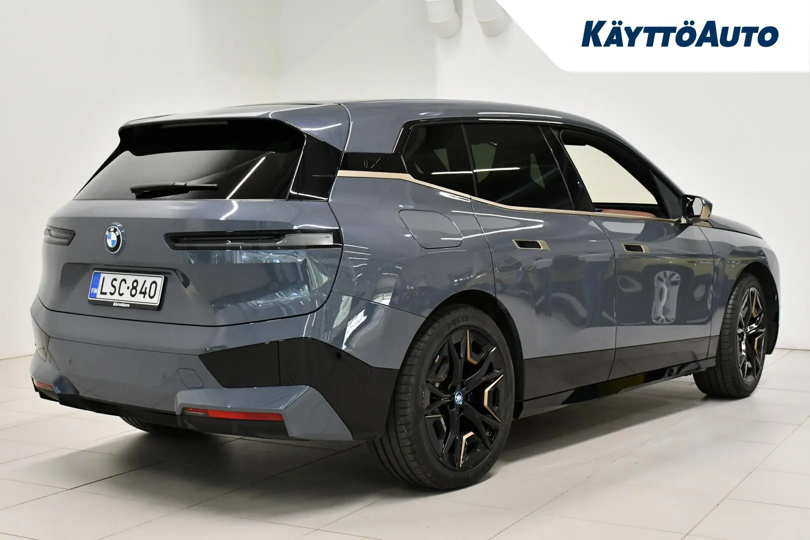 BMW iX M60 LSC-840 carousel image