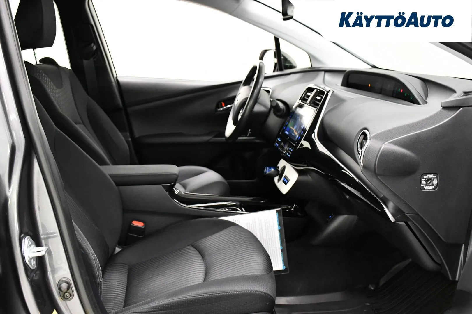 TOYOTA Prius Plug-in EOS-253 carousel image