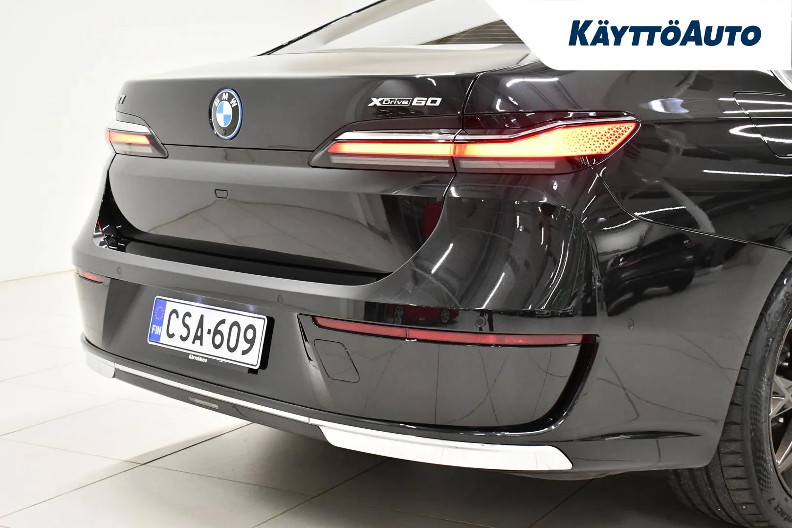 BMW i7 CSA-609 carousel image