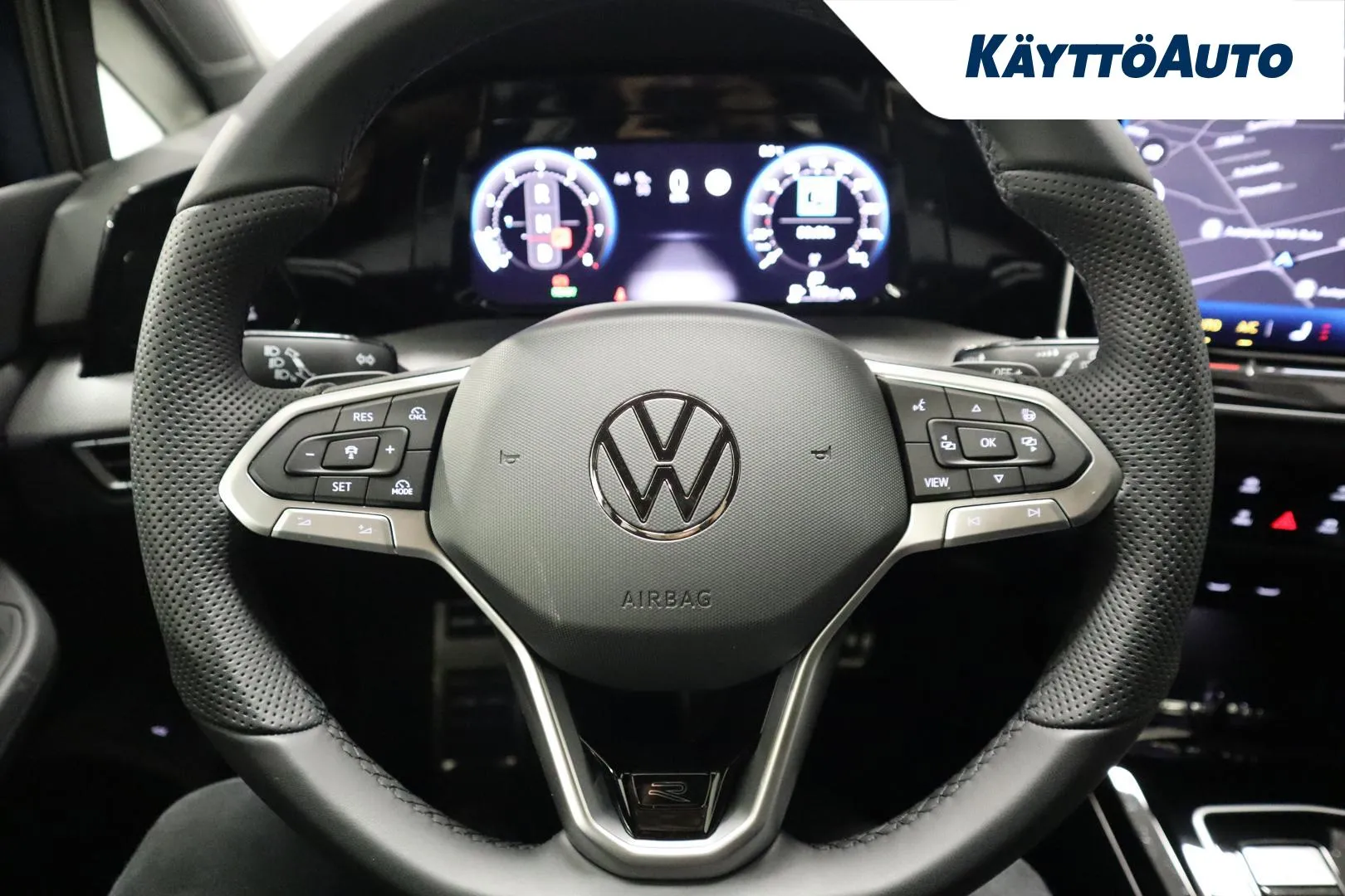 Volkswagen Golf JNY-835 carousel image