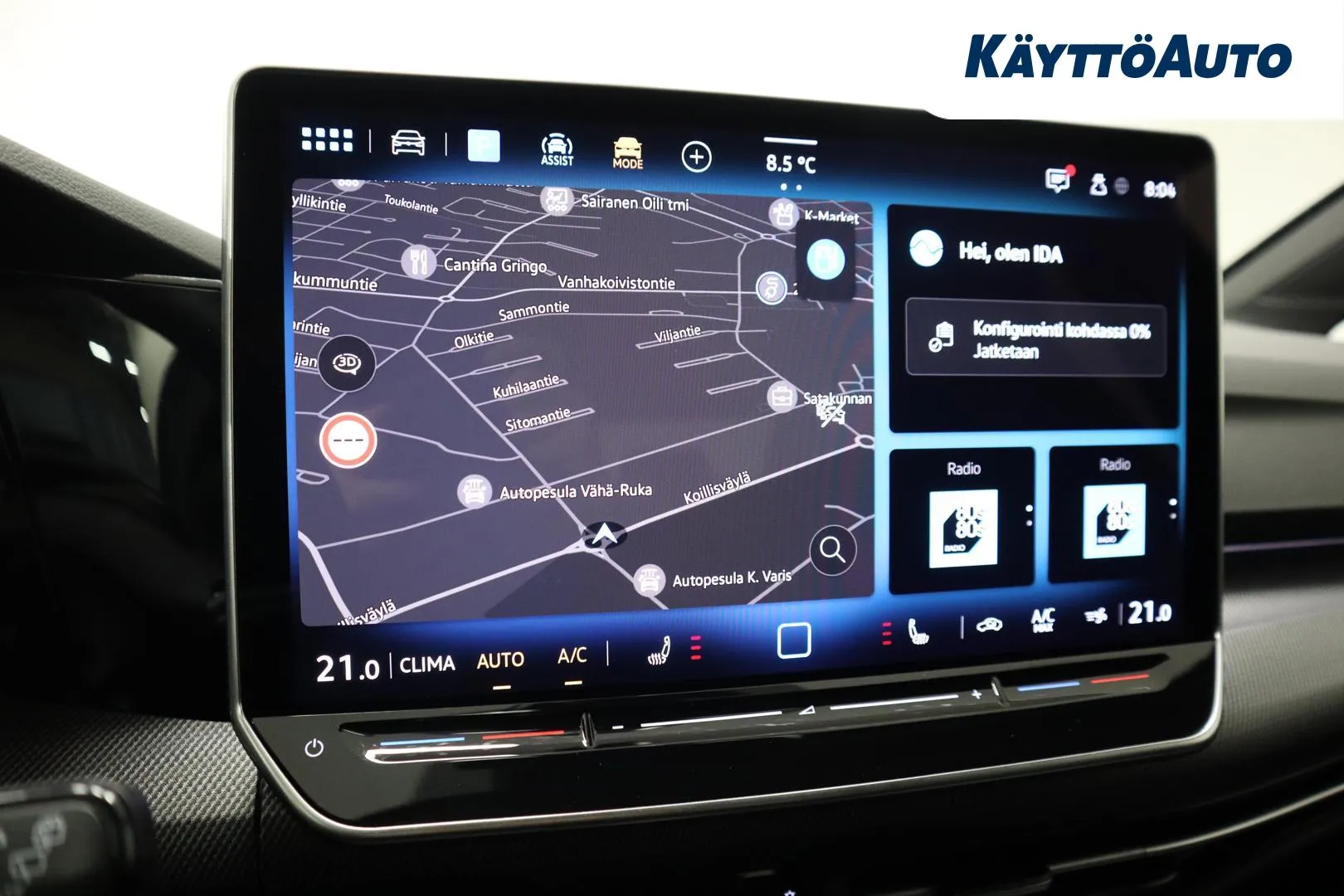 Volkswagen Golf JNY-835 carousel image