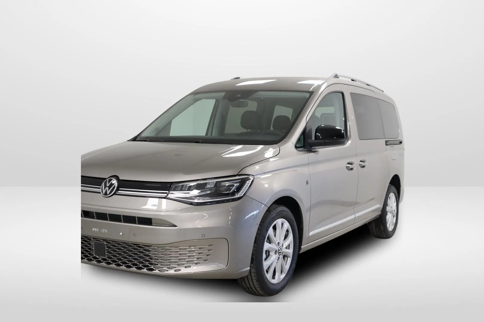 Volkswagen Caddy Maxi ZPA-186 carousel image