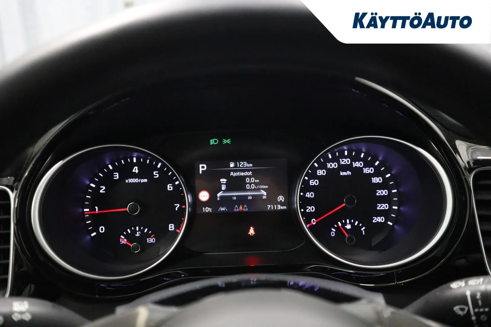 KIA XCeed GRC-527 carousel image