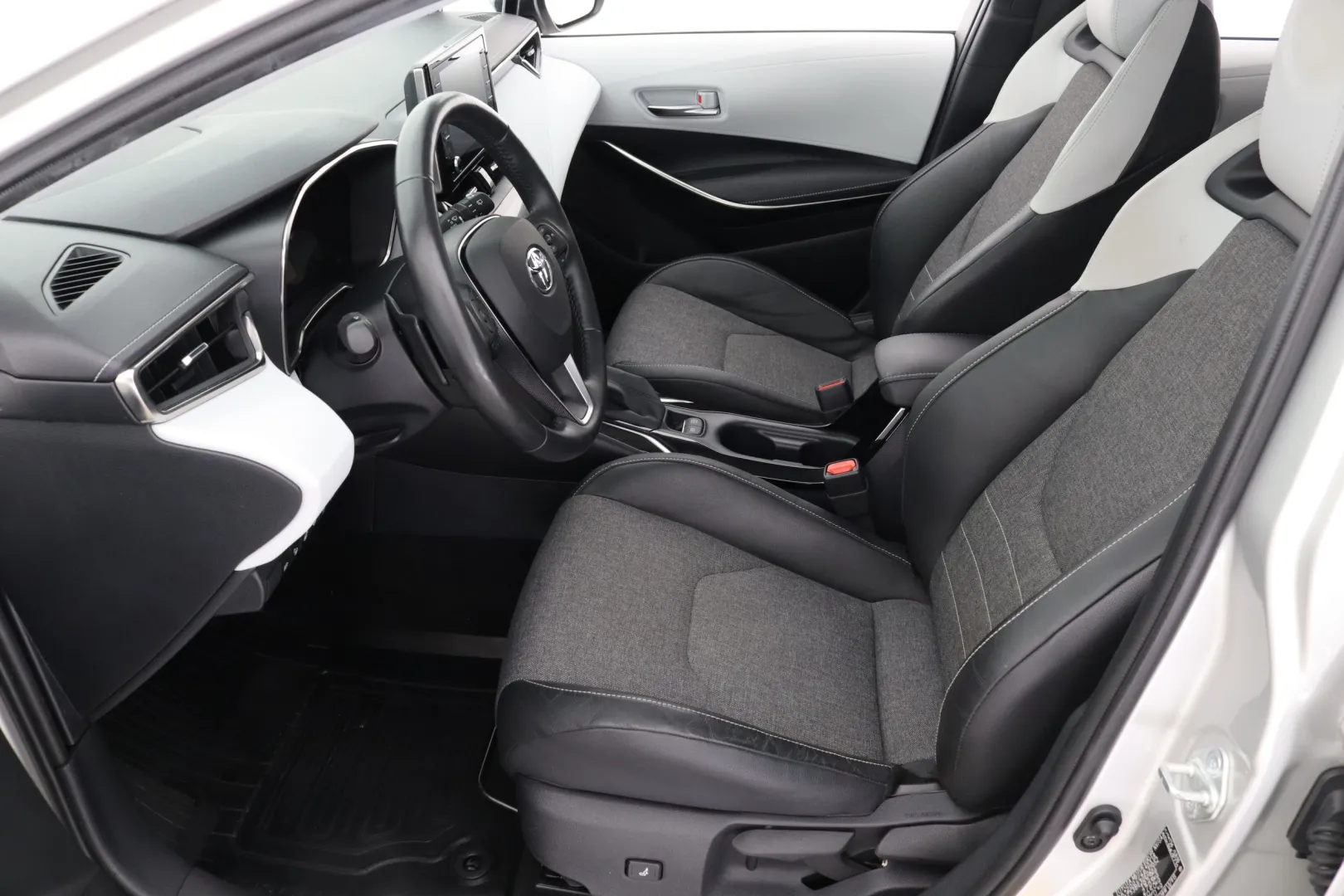 TOYOTA COROLLA CNR-468 carousel image